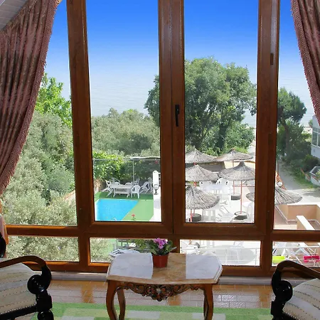 Biodenge Butik 2* Armutlu